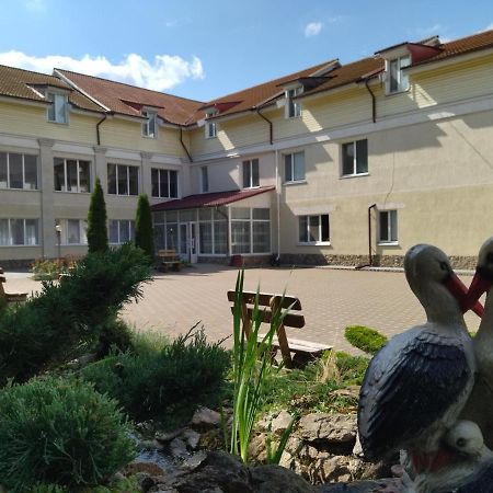 Zhyttedar Ulanov Εξωτερικό φωτογραφία